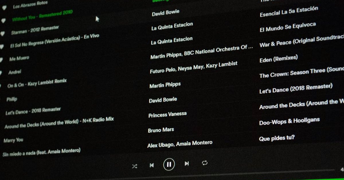 Desmantelan primer fraude millonario con IA en la industria musical