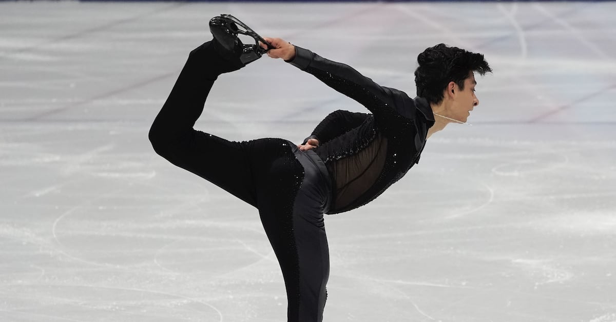 Donovan Carrillo suma 79.65 puntos en programa corto del Mundial de Patinaje Artístico