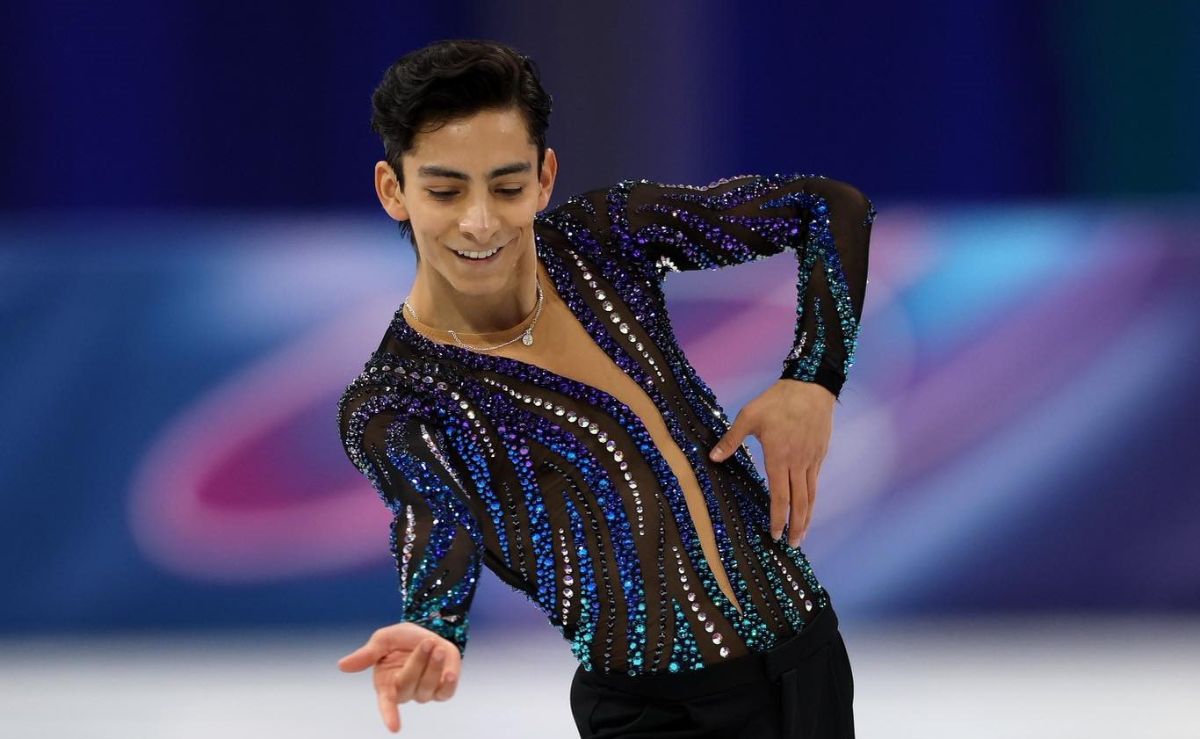Ilia Malinin conquista su tercer título mundial consecutivo de patinaje artístico en Praga