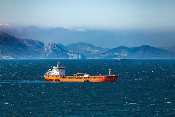 ONU conforma grupo técnico para comercio en Ormuz; Irán facilita paso de ayuda humanitaria