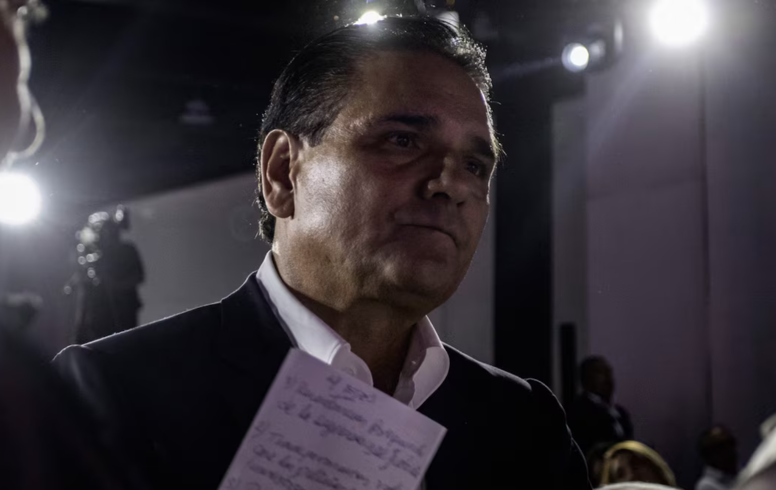 Giran orden de aprehensión contra Silvano Aureoles y exfuncionarios por operativo en Arantepacua