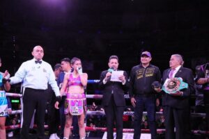 Gabriela Sánchez Saavedra gana título mundial interino de peso mosca del CMB