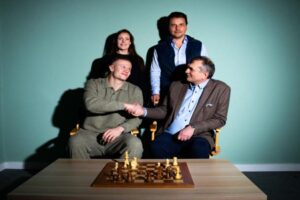 Erling Haaland anuncia inversión en circuito mundial de ajedrez