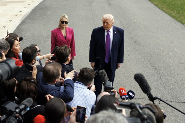 Irán confirma muerte de altos funcionarios en ataque; temen escalada global