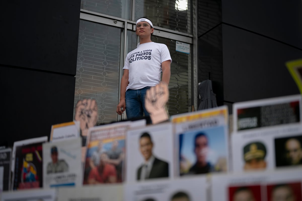 Venezuela destituye a Vladimir Padrino, ministro de Defensa por más de una década