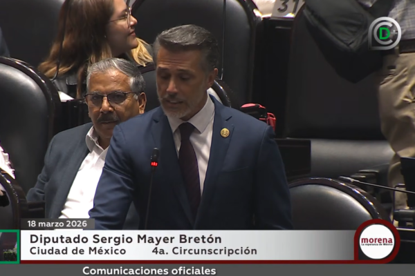 Sergio Mayer se reintegra al Congreso tras polémica licencia por reality show