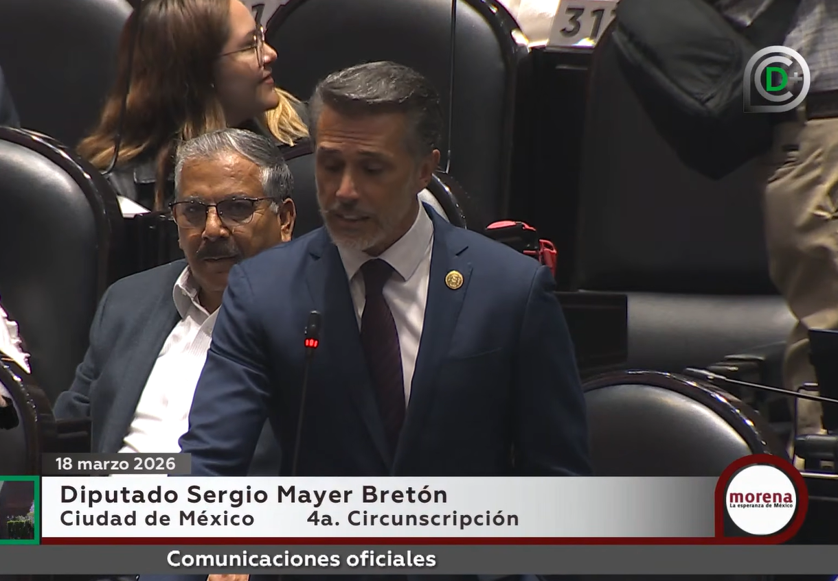 Sergio Mayer se reintegra al Congreso tras polémica licencia por reality show