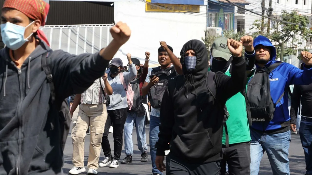 Más de 3,300 protestas ‘No Kings’ rechazan a Trump, guerra en Irán y abusos de ICE