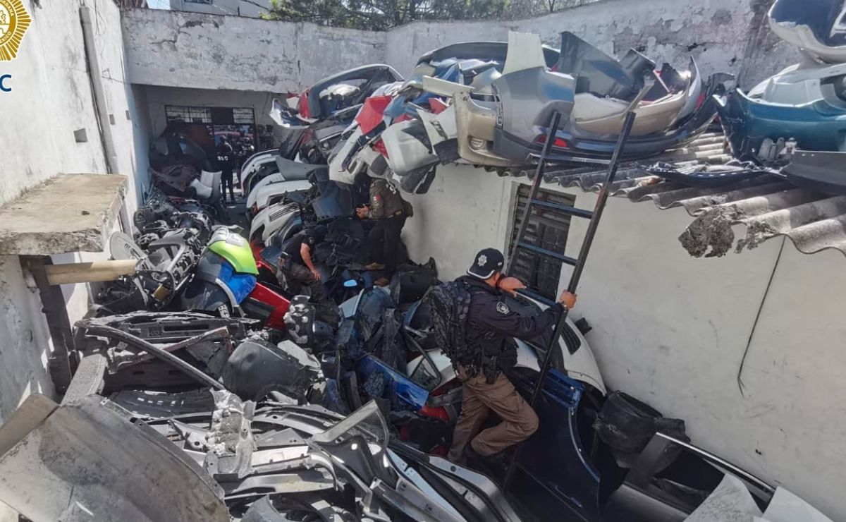 Aseguran ocho toneladas de autopartes y detienen a cinco hombres en operativo contra robo en CDMX