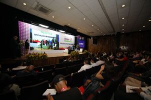 Transporte público de calidad requiere subsidios bien diseñados para ser sostenible: expertos del 17CIT