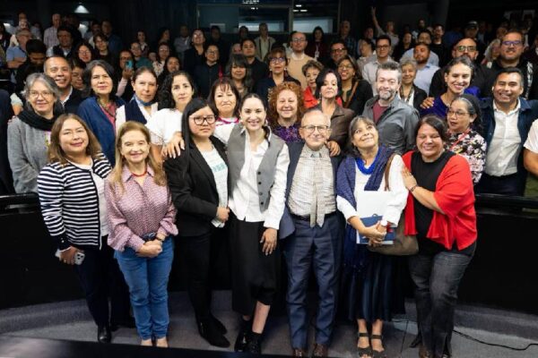 Inocencia Arellano Mijarez asume la dirección del INALI