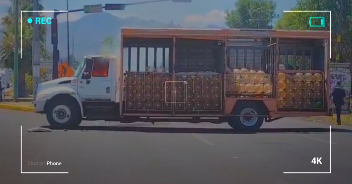 Comuneros de Arantepacua queman vehículos y vandalizan edificios en Morelia por noveno aniversario de irrupción policial