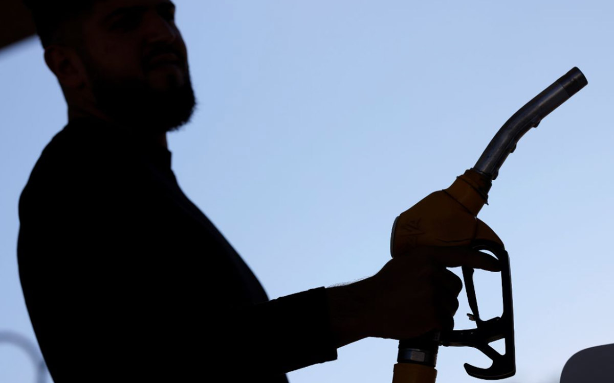 Gobierno de México pacta reducción temporal al precio del diésel