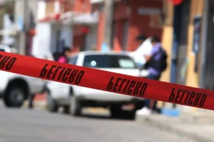 Vecinos intentan linchar a sujeto que apuñaló a niño de 4 años en Santa Fe