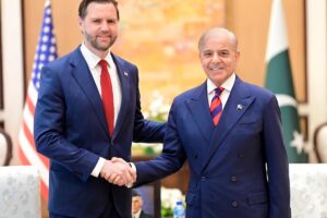 Delegaciones de EE.UU. e Irán inician negociaciones de paz en Islamabad