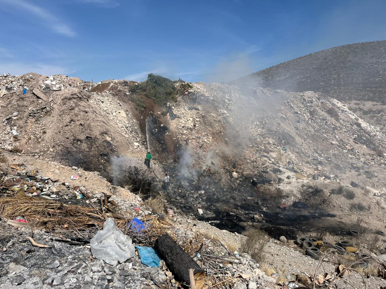 Incendios en basureros, deshuesaderos y viviendas movilizan a autoridades en varios estados