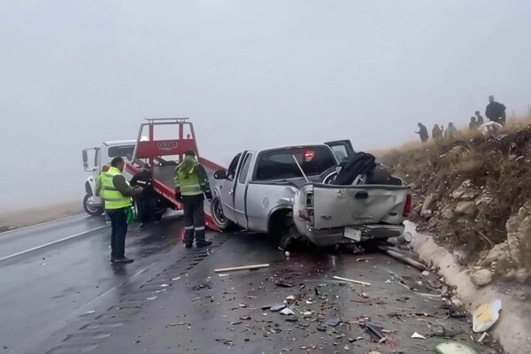 Reportan accidentes múltiples en Carretera Federal 57 con lesionados y cierre vial