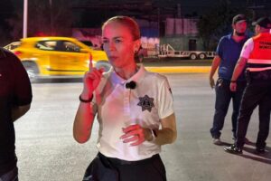 Trump impone aranceles a medicamentos y ordena a embajadas combatir propaganda extranjera