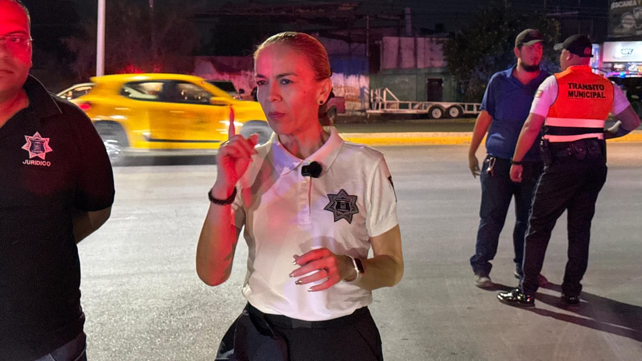 Trump impone aranceles a medicamentos y ordena a embajadas combatir propaganda extranjera