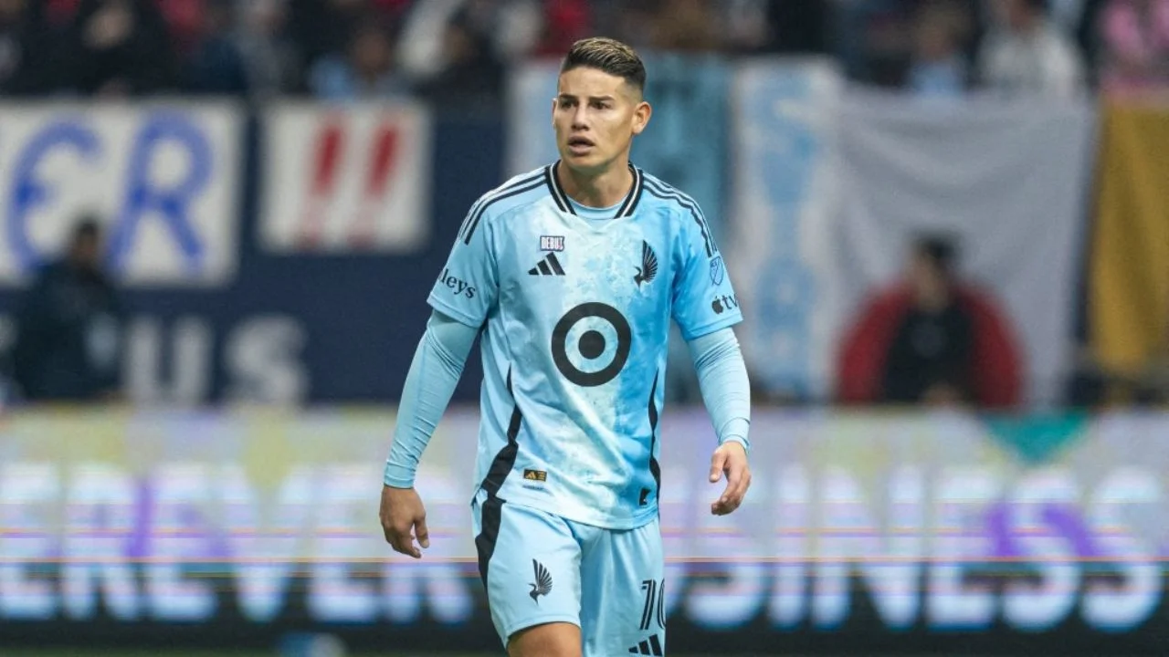 James Rodríguez fue hospitalizado por deshidratación severa y ya se reincorpora