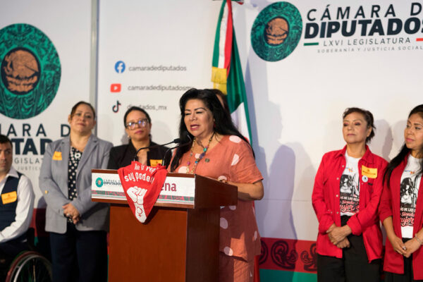 Proponen insumos menstruales gratuitos en prisiones