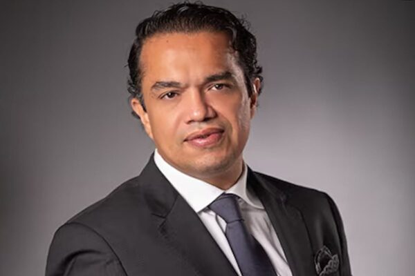 Juez de EU ordena liberar a empresario acusado de sobornar a Pemex por fallo en traducciones