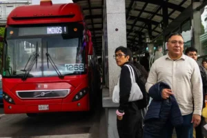 Activan Alerta Amarilla por lluvias y modifican servicio de Metrobús en CDMX