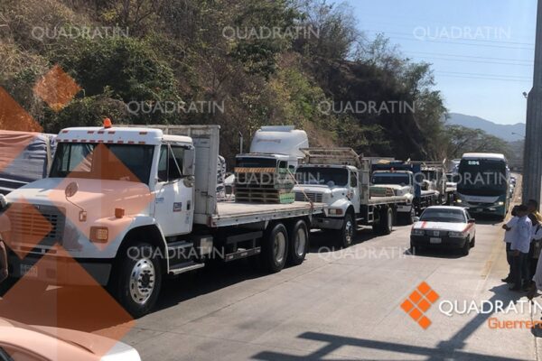 Partidos políticos enfrentan caída de militantes y disputas internas ante procesos electorales