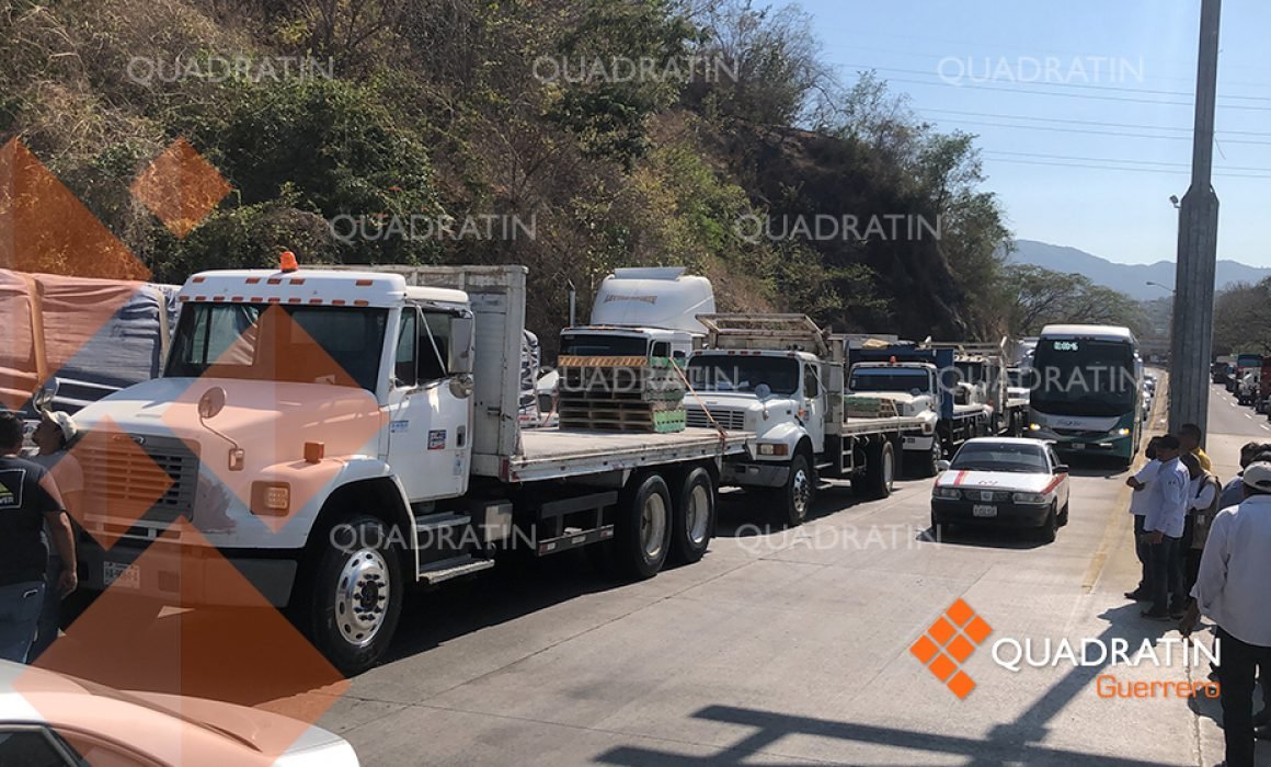 Partidos políticos enfrentan caída de militantes y disputas internas ante procesos electorales