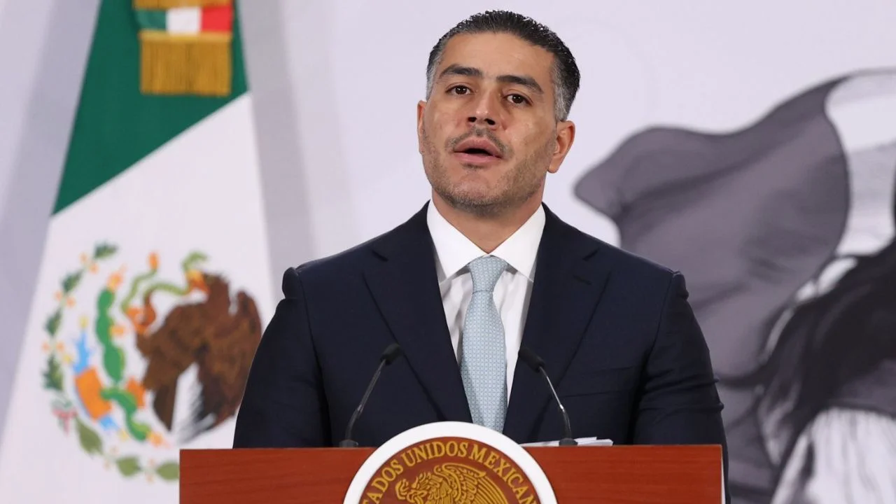 Investigan vínculos del alcalde de Taxco con crimen organizado tras secuestro de su padre y narcomantas