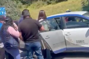 Detienen en Zacatlán a exreina de belleza por presunto fraude inmobiliario