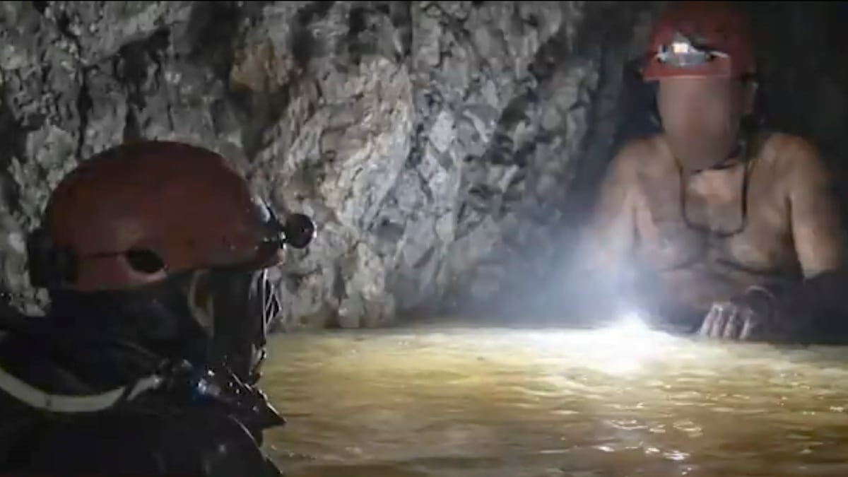 Rescatan con vida a segundo minero en Sinaloa tras 13 días atrapado; confirman muerte de un tercero