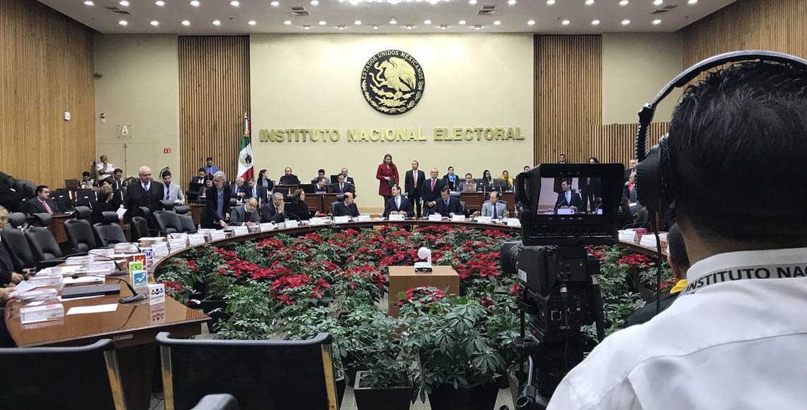 Declaran constitucional el Plan B electoral y avanzan entre cuestionamientos la selección de consejeros del INE