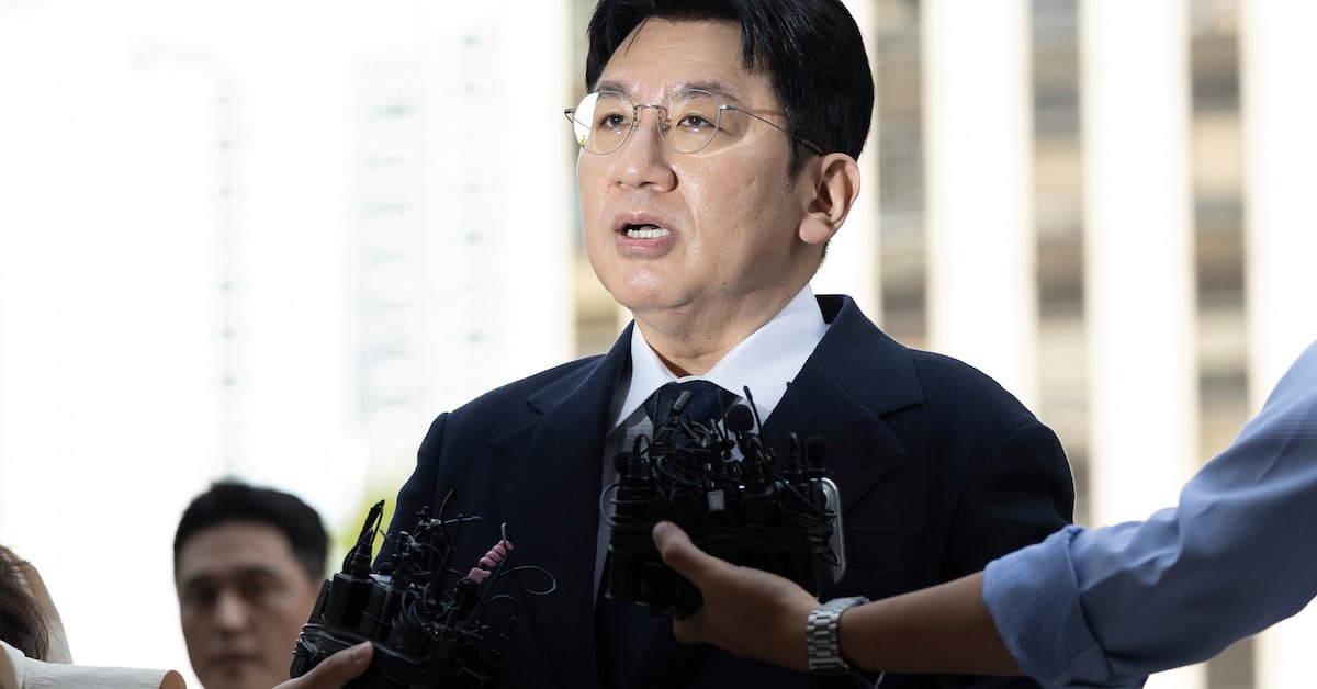 Solicitan arresto de fundador de HYBE por fraude a inversionistas