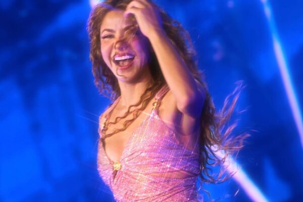 Shakira rompe récords de ventas en Madrid entre polémica por impacto urbano y costo público en México