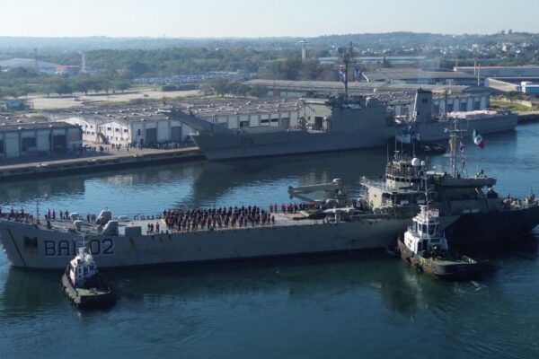 Sheinbaum niega opacidad en ayuda a Cuba y desmiente que La Habana pidiera reservar información