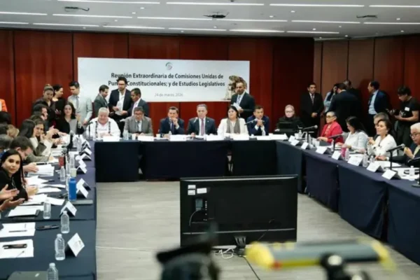 Avanza dictamen del Plan B electoral mientras Senado y ASF implementan medidas de austeridad