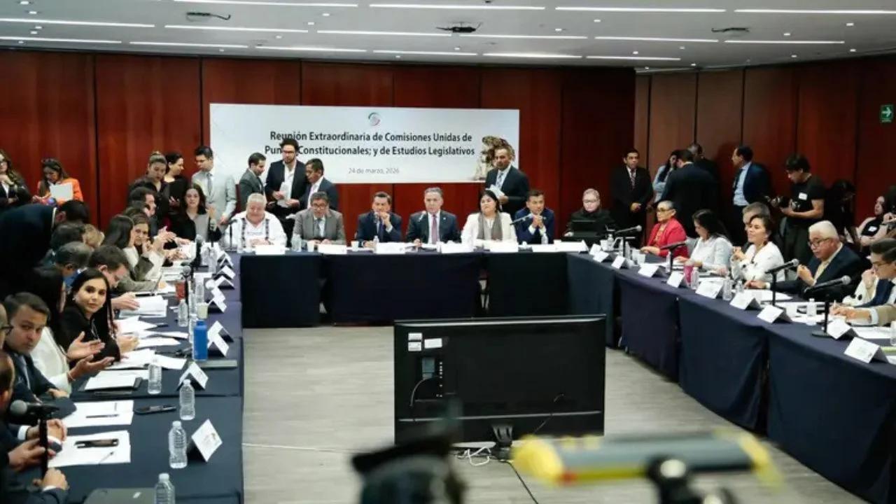 Avanza dictamen del Plan B electoral mientras Senado y ASF implementan medidas de austeridad