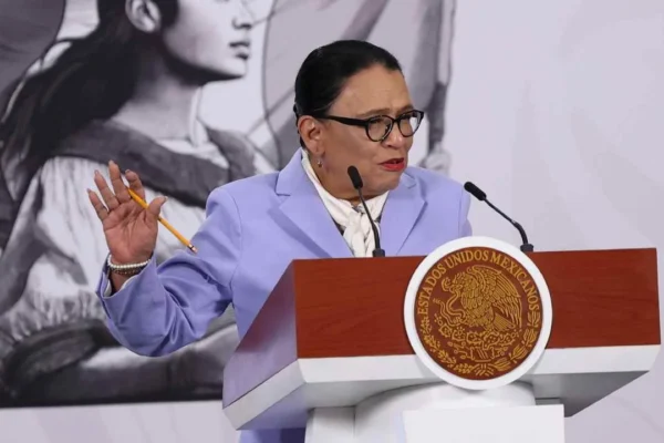 Mantiene Sheinbaum aprobación mayoritaria; anuncian apertura tentativa del Tren Buenavista-AIFA