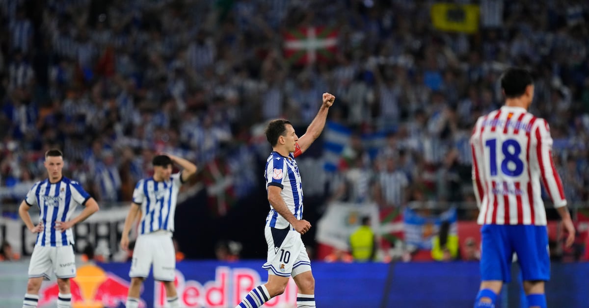 La Real Sociedad dedica su cuarta Copa del Rey a la afición en una multitudinaria celebración en San Sebastián