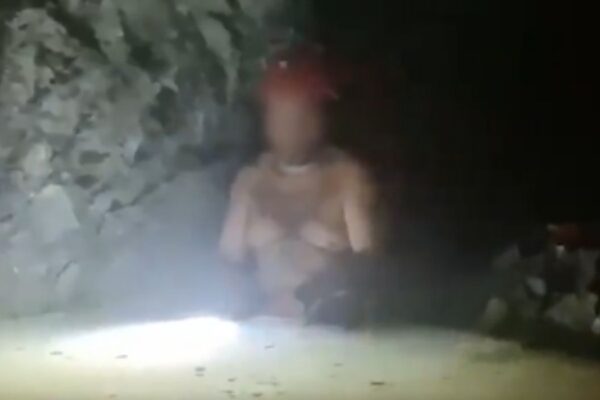 Rescatan con vida a minero tras 13 días atrapado en mina inundada de Sinaloa