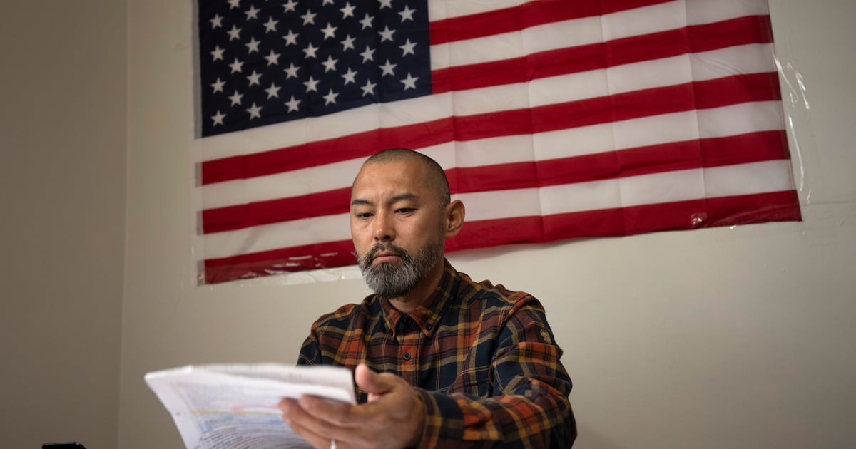 Aumentan 1,100% arrestos de migrantes en espacios públicos en EE.UU. bajo segundo mandato de Trump