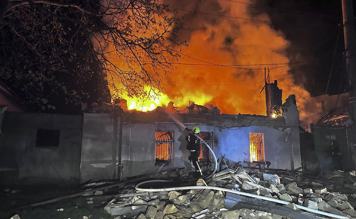 Rusia y Ucrania se acusan mutuamente de violar la tregua pascual en su primer día