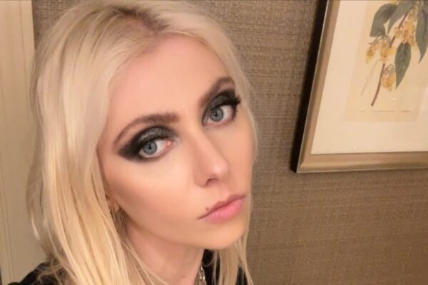 Taylor Momsen es hospitalizada en CDMX por picadura de araña venenosa