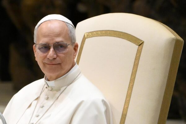 Irán cierra el estrecho de Ormuz tras bloqueo de EU; Trump amenaza con nuevos ataques