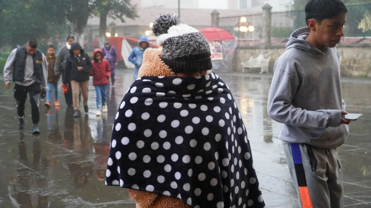 Frente frío 44 provoca lluvias fuertes en Coahuila y vientos intensos en el norte de México