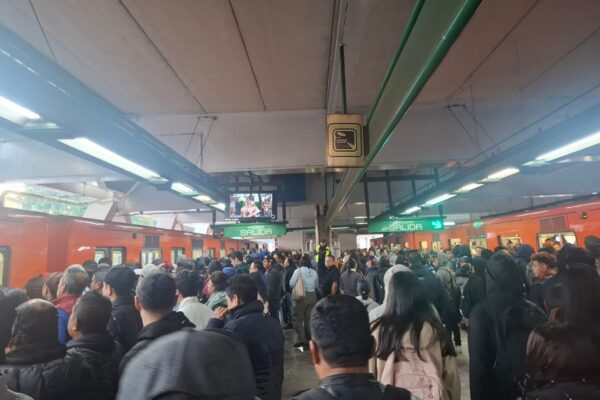 Choque en Iztapalapa y persecución en Periférico dejan lesionados y un fallecido en la CDMX