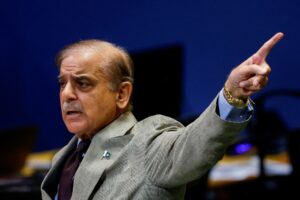 Tregua frágil entre EE.UU. e Irán permite reapertura parcial del Estrecho de Ormuz pese a violaciones reportadas