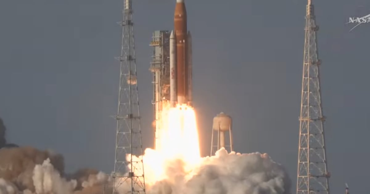 Astronautas de Artemis II orbitan la Tierra y resuelven problemas técnicos iniciales