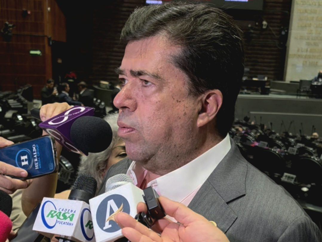 Brugada prioriza al Metro con inversión de 50 mil mdp; Haces llama a un sindicalismo de soluciones